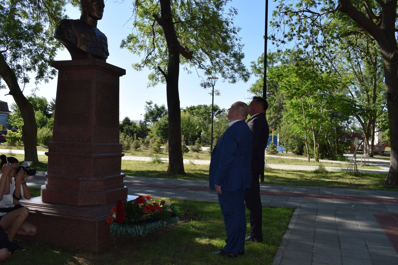 vrio gubernatora mihail vladimirovich razvozhaev s rabochim vizitom 01