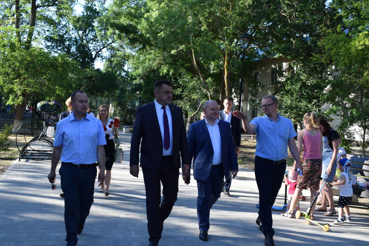 vrio gubernatora mihail vladimirovich razvozhaev s rabochim vizitom 01
